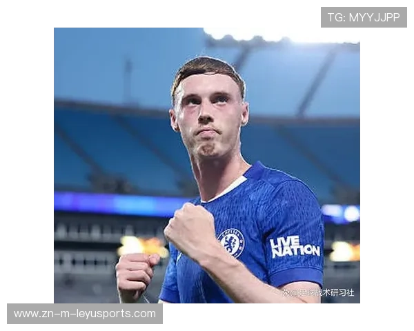 切尔西连续传递瓦解防守，帕尔默小角度抽射破门