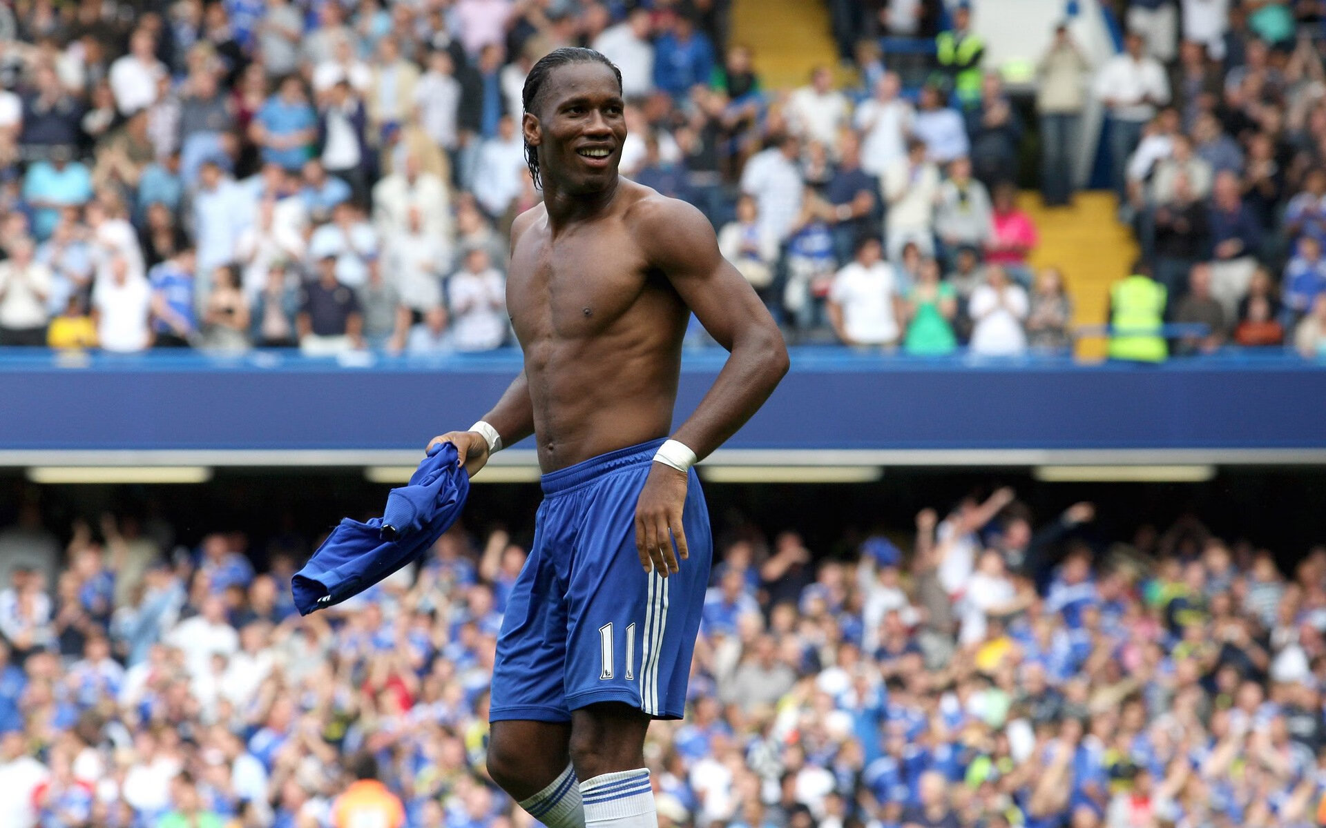 决赛激烈比拼 梅尔滕斯发挥出色,德里斯·梅尔滕斯什么水平