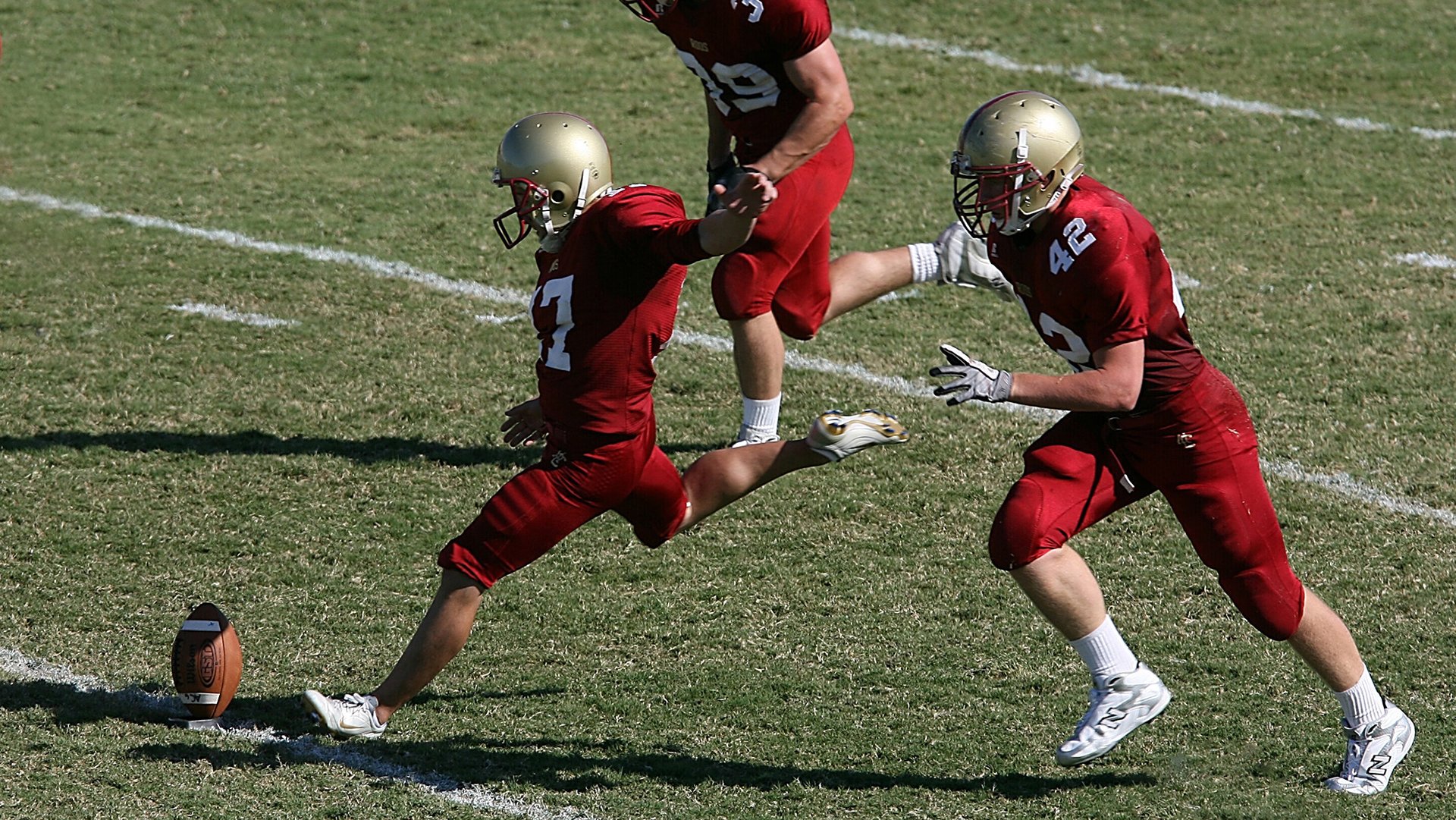 乐鱼app下载-中超双焦点 国安PK河南 泰山战海港，泰山国安中超直播